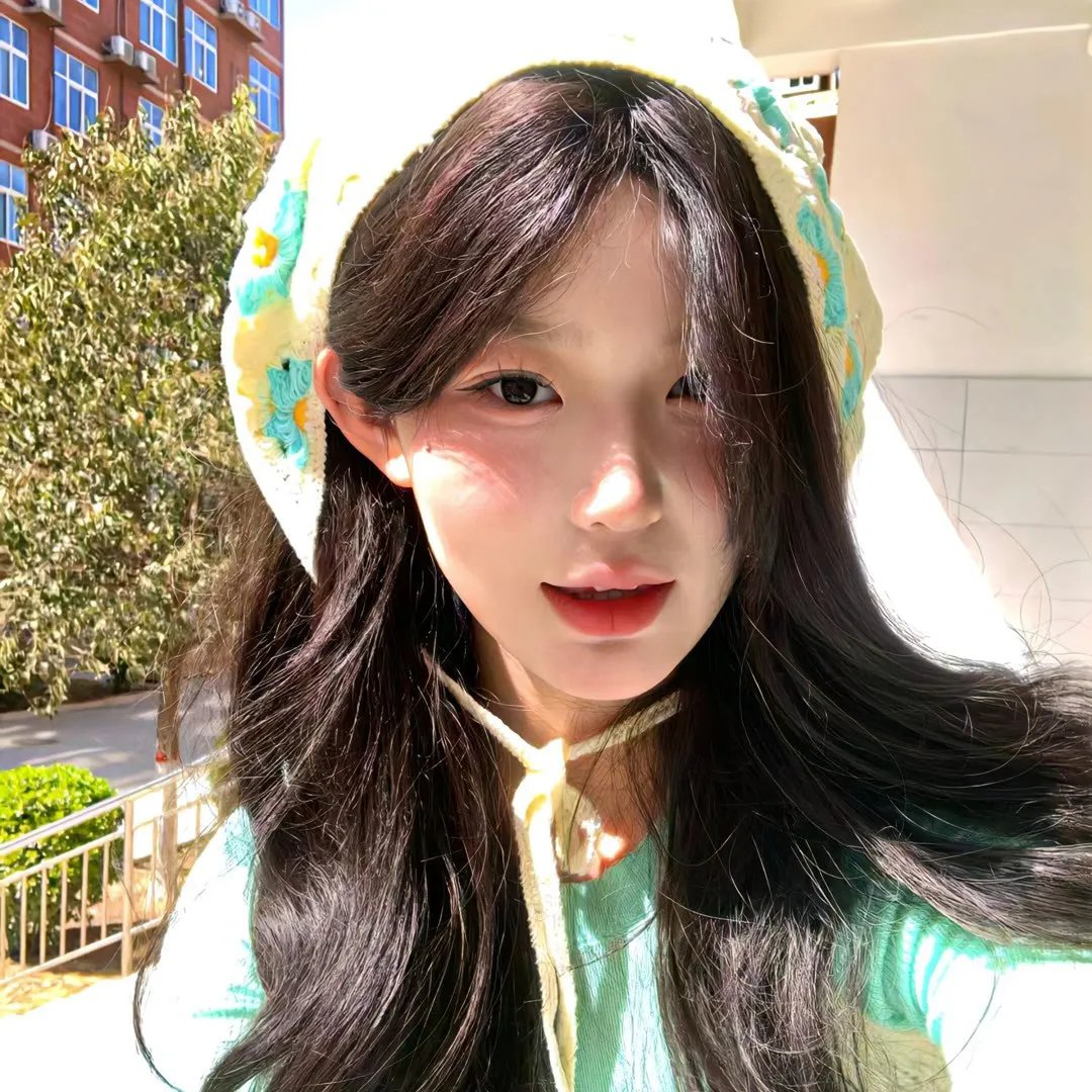 津津井小姐